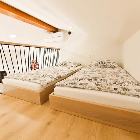 Ferjancic Estate Rooms Ajdovščina Buitenkant foto